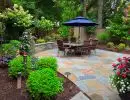 Dimensional flagstone patio